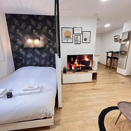 Paris 24 - Calme, Cosy Proche Centre Apartment *